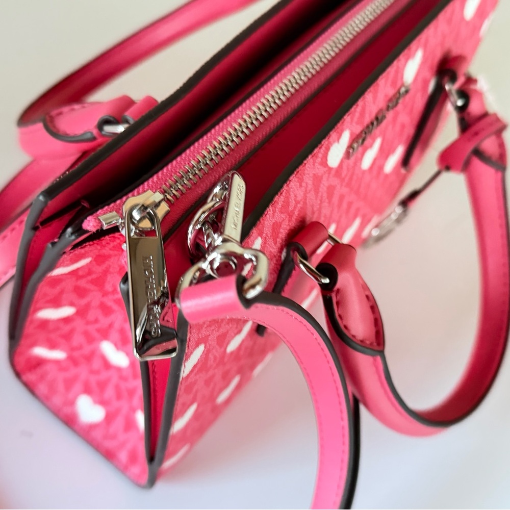 Michael Kors Sheila SM Pink Heart Satchel Shoulder Bag & Wallet Set - Picture 8 of 16